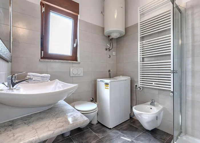 Olivo-2 By Interhome Διαμέρισμα *