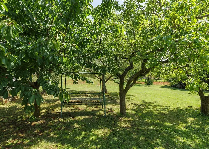 Διαμέρισμα Olivo-2 By Interhome Karpinjan