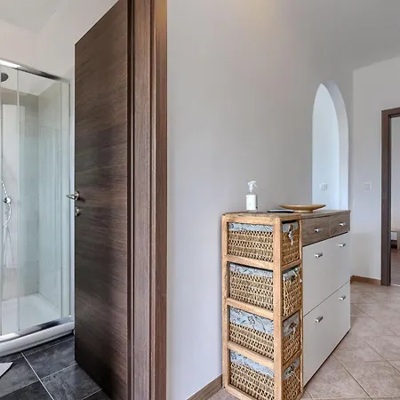 Apartamento Olivo-2 By Interhome *
