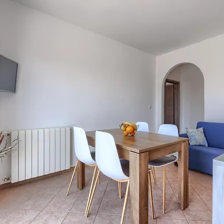 Olivo-2 By Interhome شقة