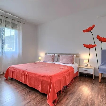 Olivo-2 By Interhome